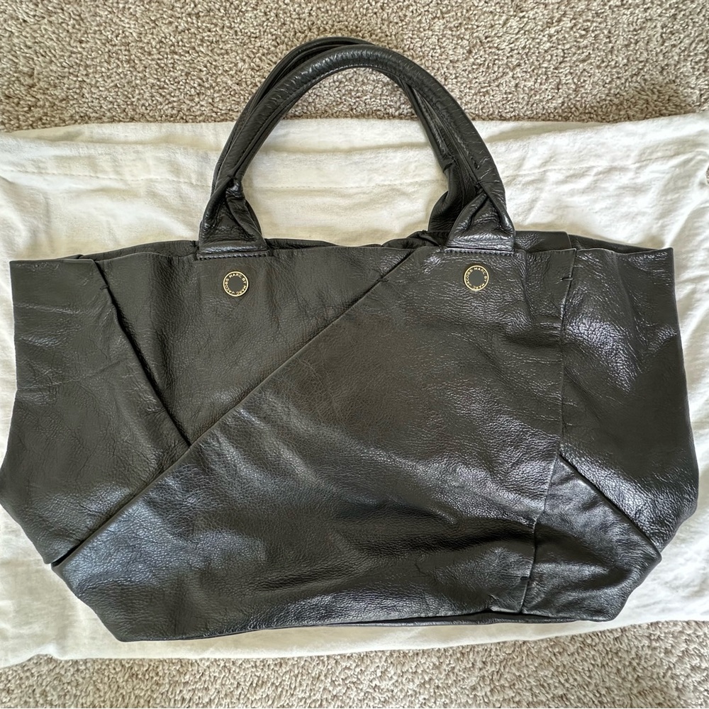 Marc By Marc Jacobs Black Shoulder Bag with Spacious Design